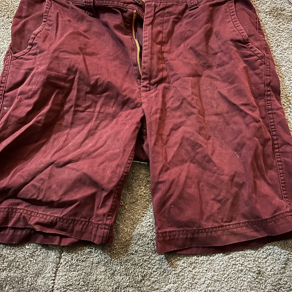 St. John’s size 34 Men's Burgundy Shorts
